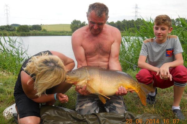 9-rodzinne-zawody-karpiowe23-20148545CCFB-6988-9239-9AB2-2F234369FF10.jpg
